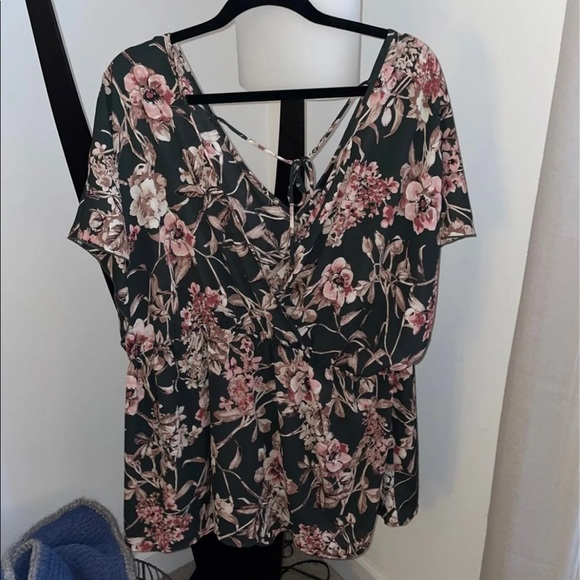 TORRID BABYDOLL BLOUSE 3x - Picture 3 of 5